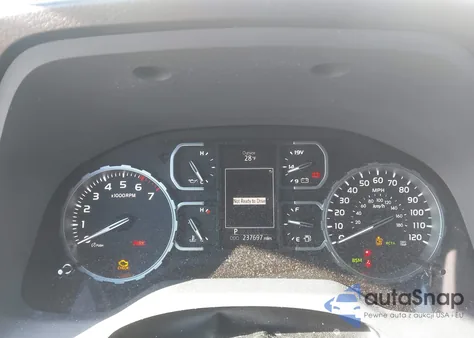 2018 Toyota Tundra Limited 5.7L V8 из США, поврежденный, VIN 5TFHW5F1XJX711924